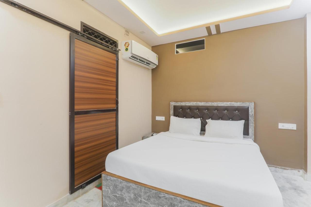 Oyo Tripureswari Guest House Puri Eksteriør billede