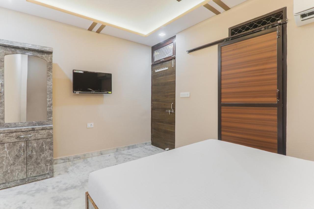 Oyo Tripureswari Guest House Puri Eksteriør billede