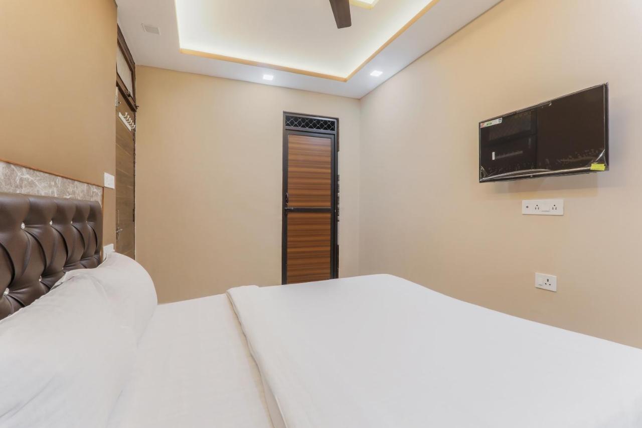 Oyo Tripureswari Guest House Puri Eksteriør billede